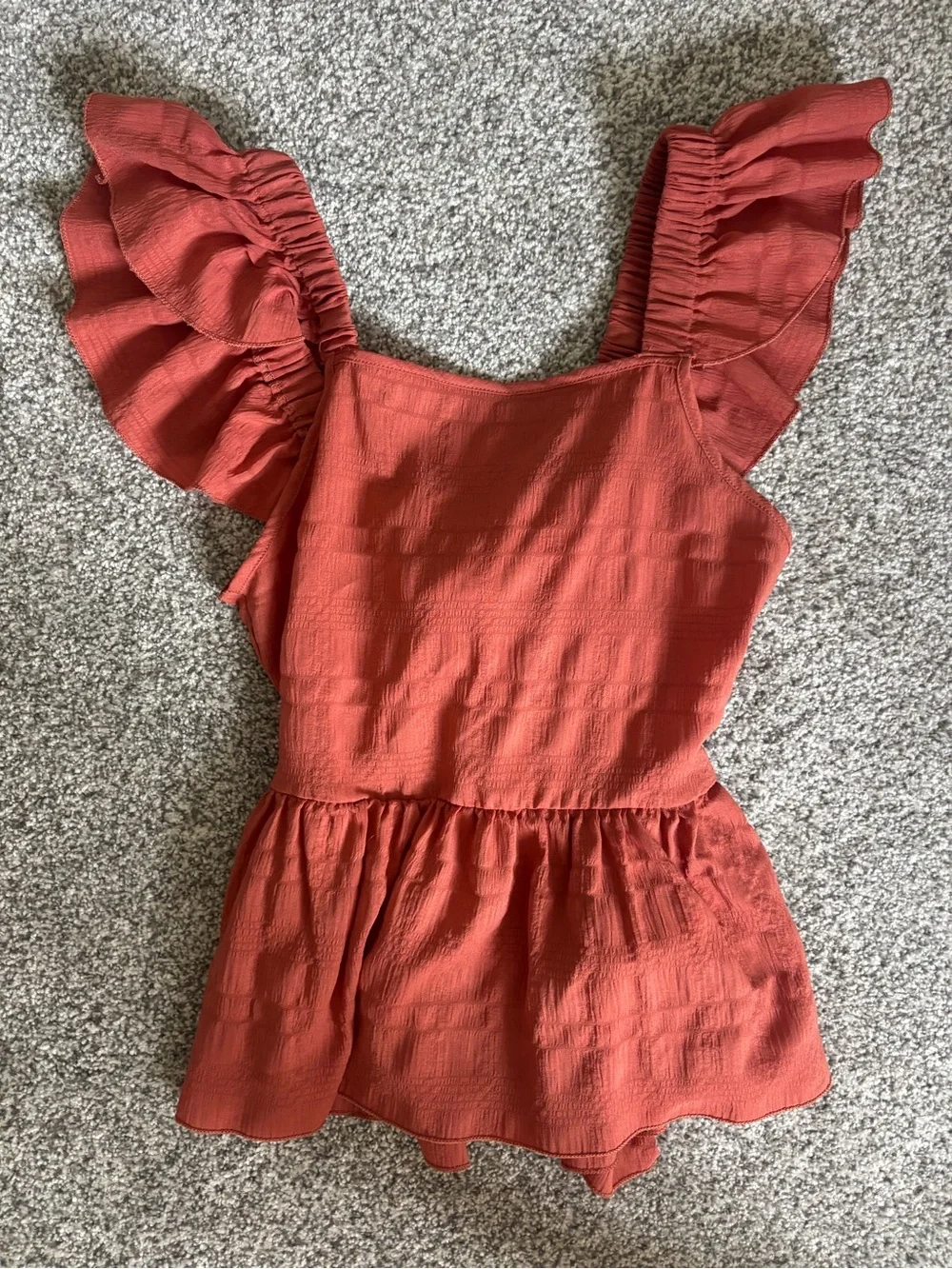Women's Ruffled Sleeve Rust Peplum Top